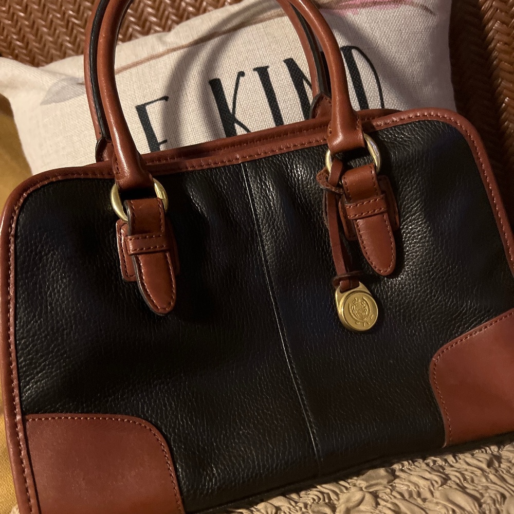 Liz Claiborne Pebble Leather Handbag black and brown Purse Bag